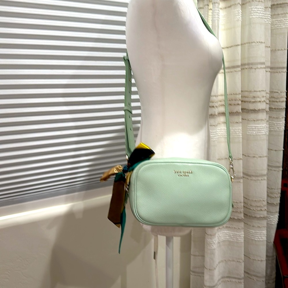 Kate Spade Astrid Medium Camera Bag in Crystal Blue - Picture 4 of 16